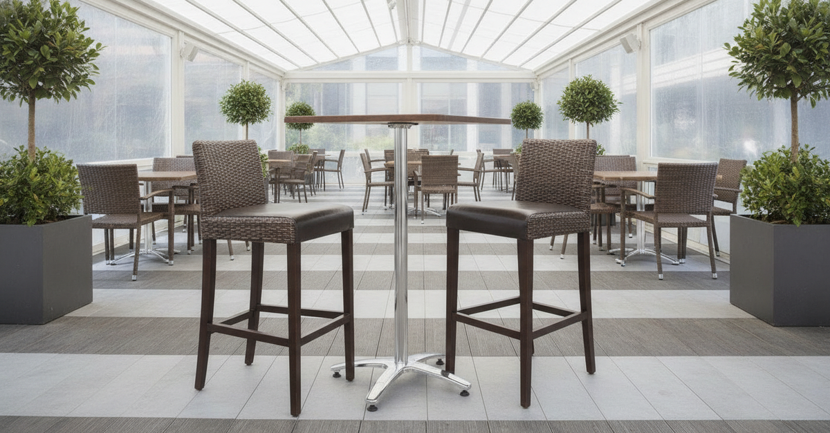 Aluminum and Wicker Outdoor Furniture for Cafés & Restaurants