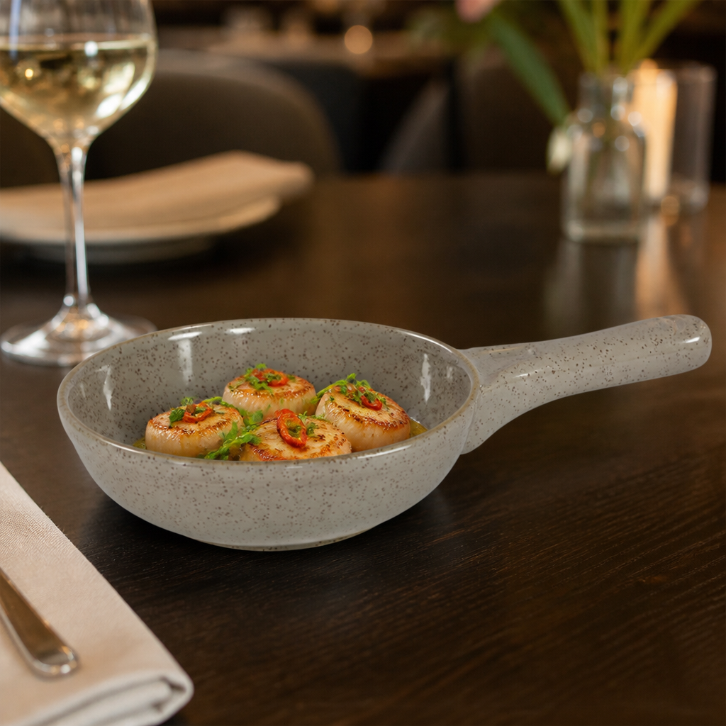 Stonecast Small Skillet Pan in Peppercorn Grey for Serving Food